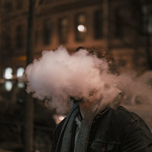 Psychosocial Factors Influencing the Choice of E-Cigarettes for Quitting Smoking