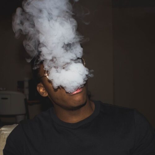 Top Disposable Vapes Available Right Now – Puff Count, Flavour and Battery Life Compared