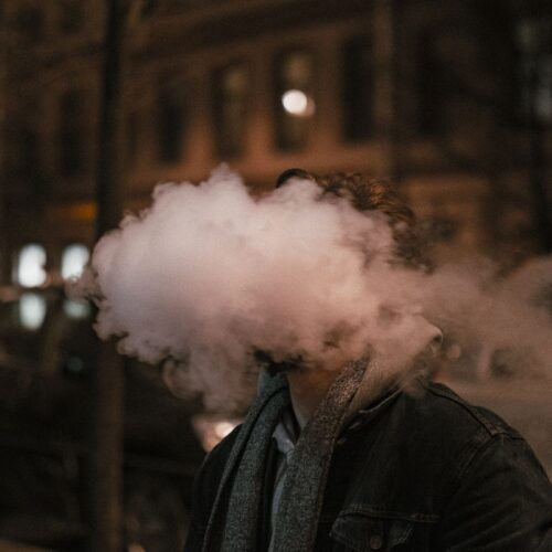 Switching to Vaping in Ireland – What Every First-Time Buyer Needs to Know Before Visiting a Vape Shop